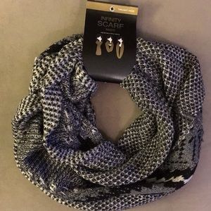 🌟HOST PICK🌟 Women’s Infinity Scarf